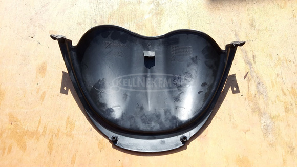 Piaggio Xevo 125 - 400 plexi alatti idom - 5/8