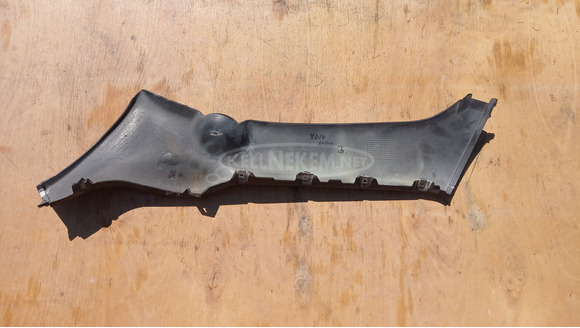 Piaggio Xevo 125 - 400 taposó alatti idom jobbos sérült - 4/10