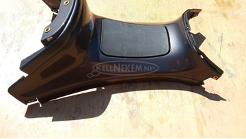 Piaggio Xevo 125 - 400 taposó közép