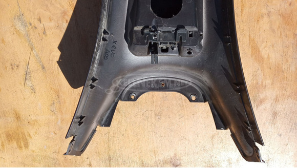 Piaggio Xevo 125 - 400 taposó közép - 8/9