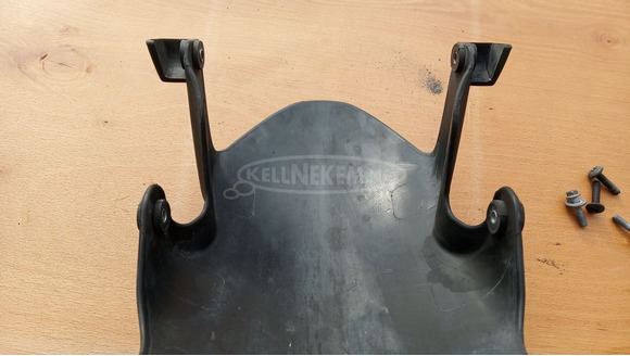 Piaggio Xevo 125 - 400 első kerék feletti műanyag - 6/6