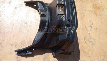 Piaggio Xevo 125 - 400 sisaktartó felső