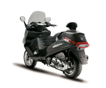 Piaggio Xevo 125 - 400 közép idom alsó