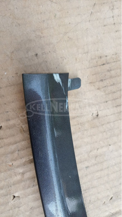 Piaggio Xevo 125 - 400 közép idom alsó - 4/8