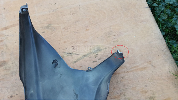 Piaggio Xevo 125 - 400 oldalidom balos