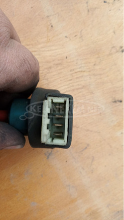 Piaggio Xevo 125 - 400 gyújtáskapcsoló vég - 4/4