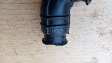 Piaggio Xevo 400 könyök cső