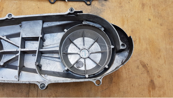 Malaguti Blog 125 - 160 i.e kuplungfedél - 5/8