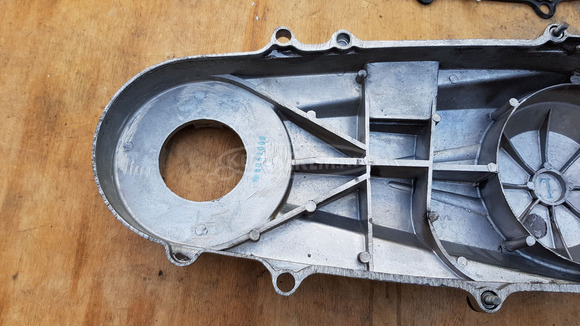 Malaguti Blog 125 - 160 i.e kuplungfedél - 6/8